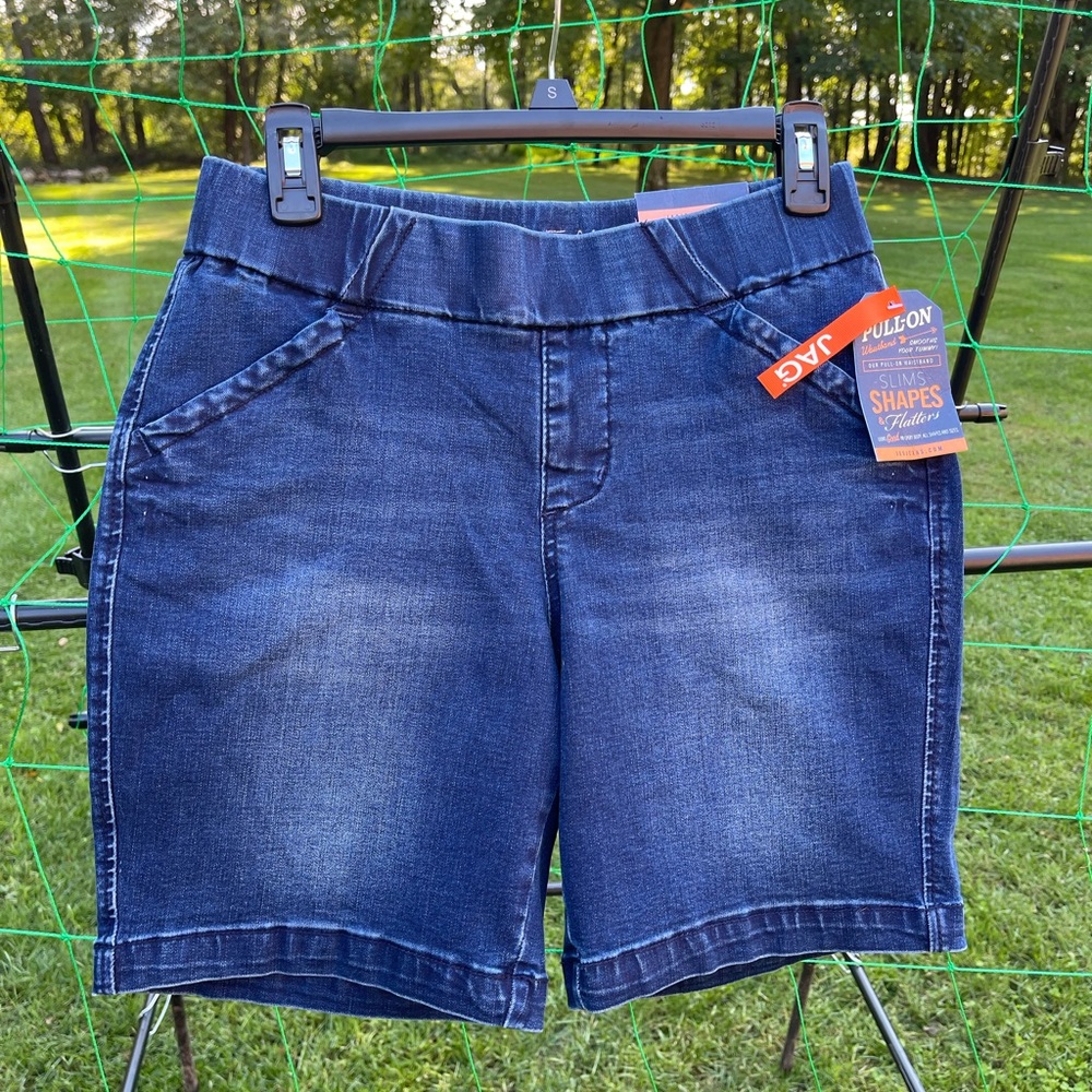JAG Size 6/28 Shorts